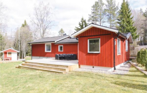 Five-Bedroom Holiday Home in Lilla Edet, Lilla Edet